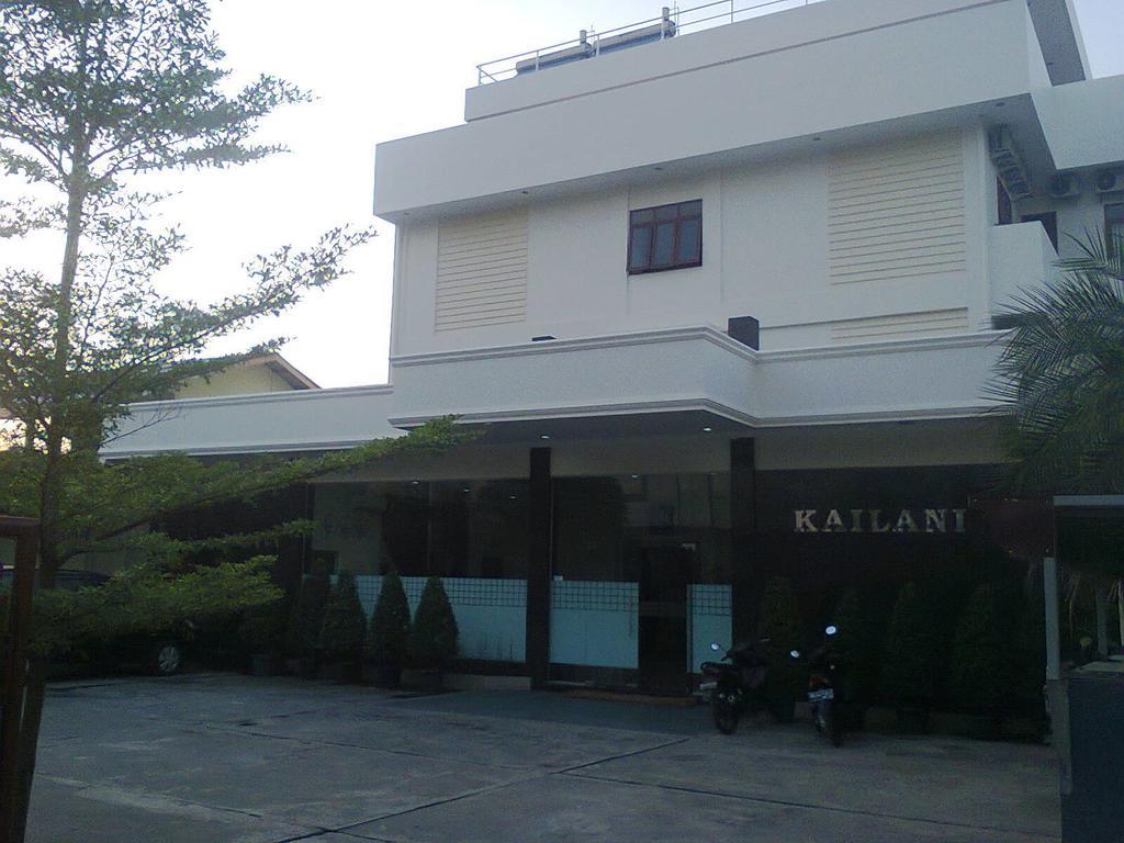 Kailani Inn Medan Bagian luar foto